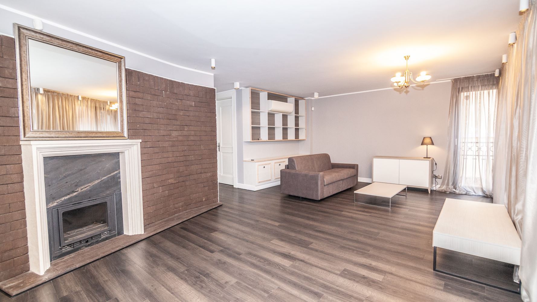 Luxury Three-Bedroom Apartment near Borisova Garden and Sofia University Metro Station