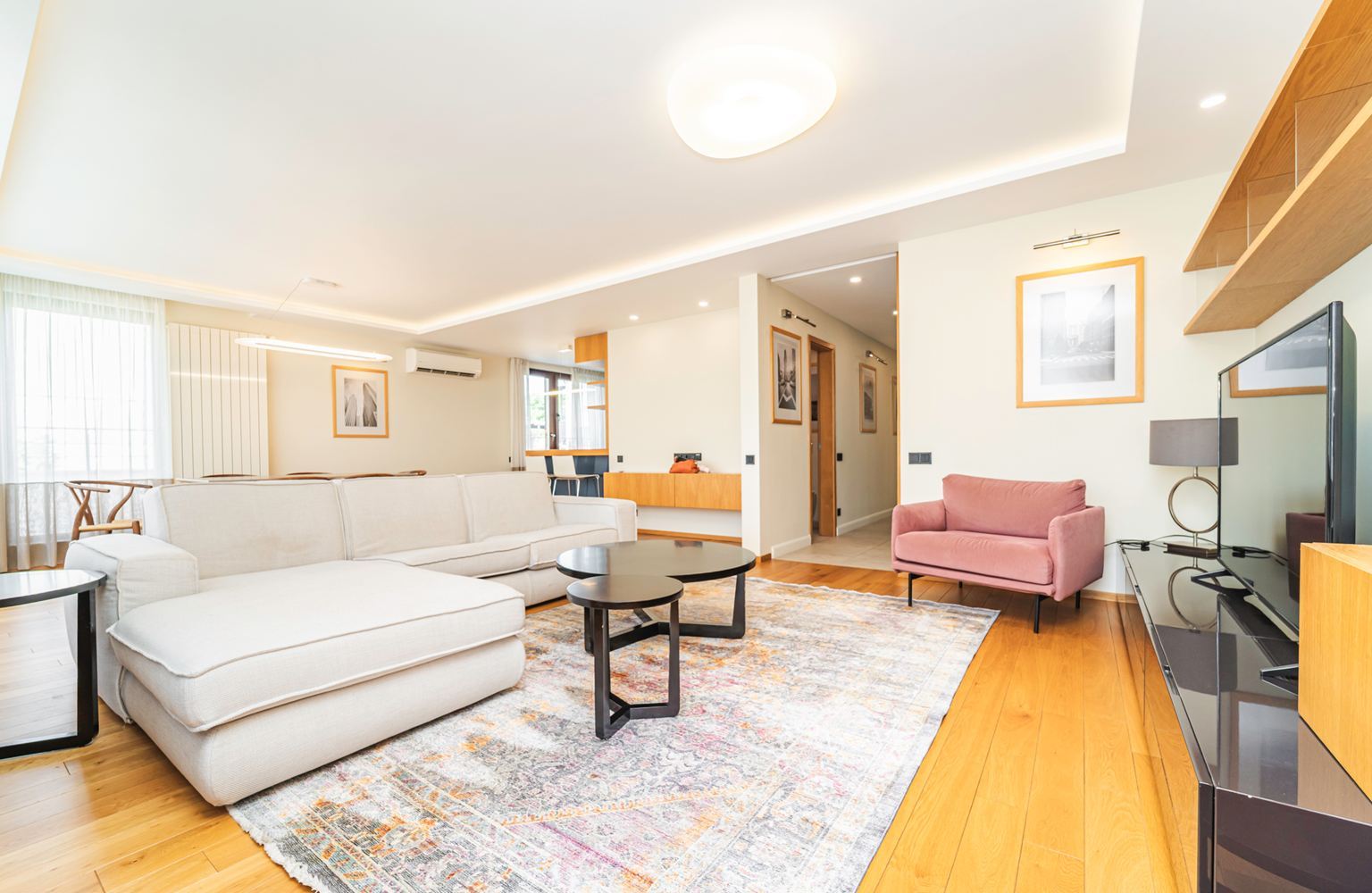 Stylish two-bedroom apartment in a new building.