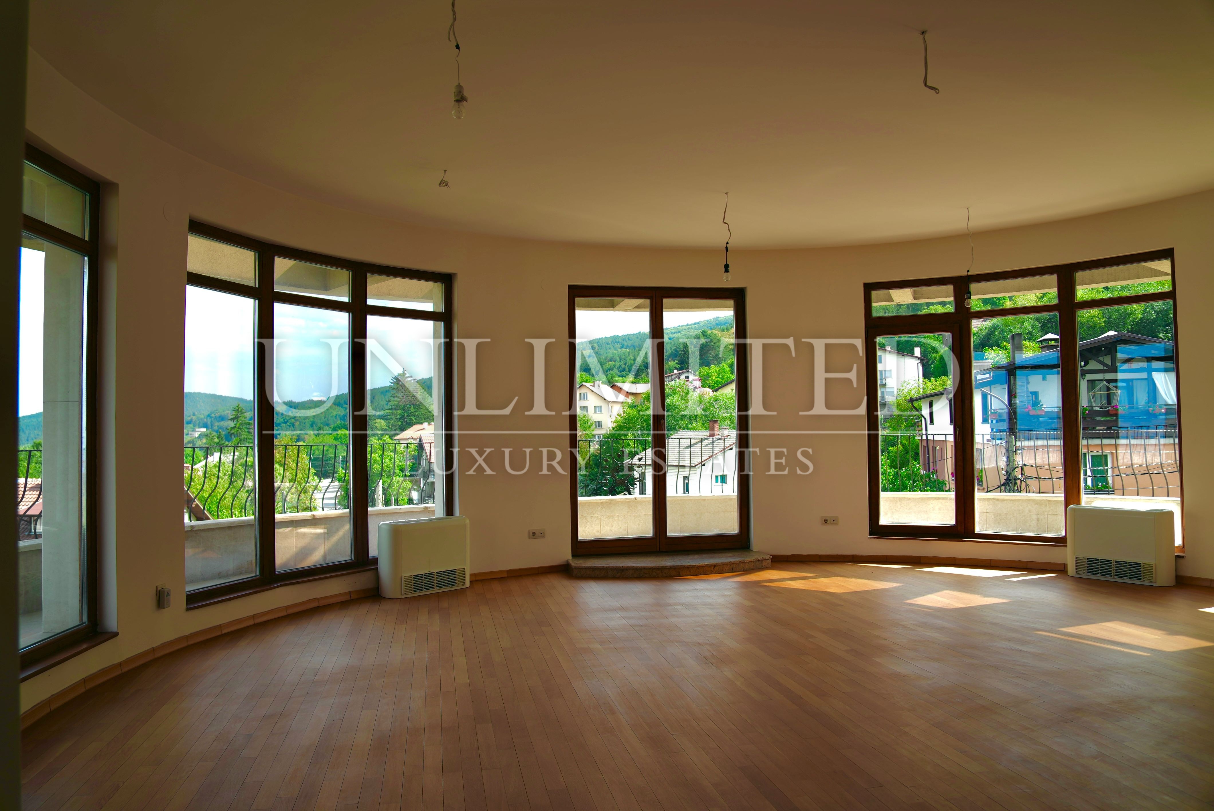 Prestigious stand-alone business building for rent in simeonovo