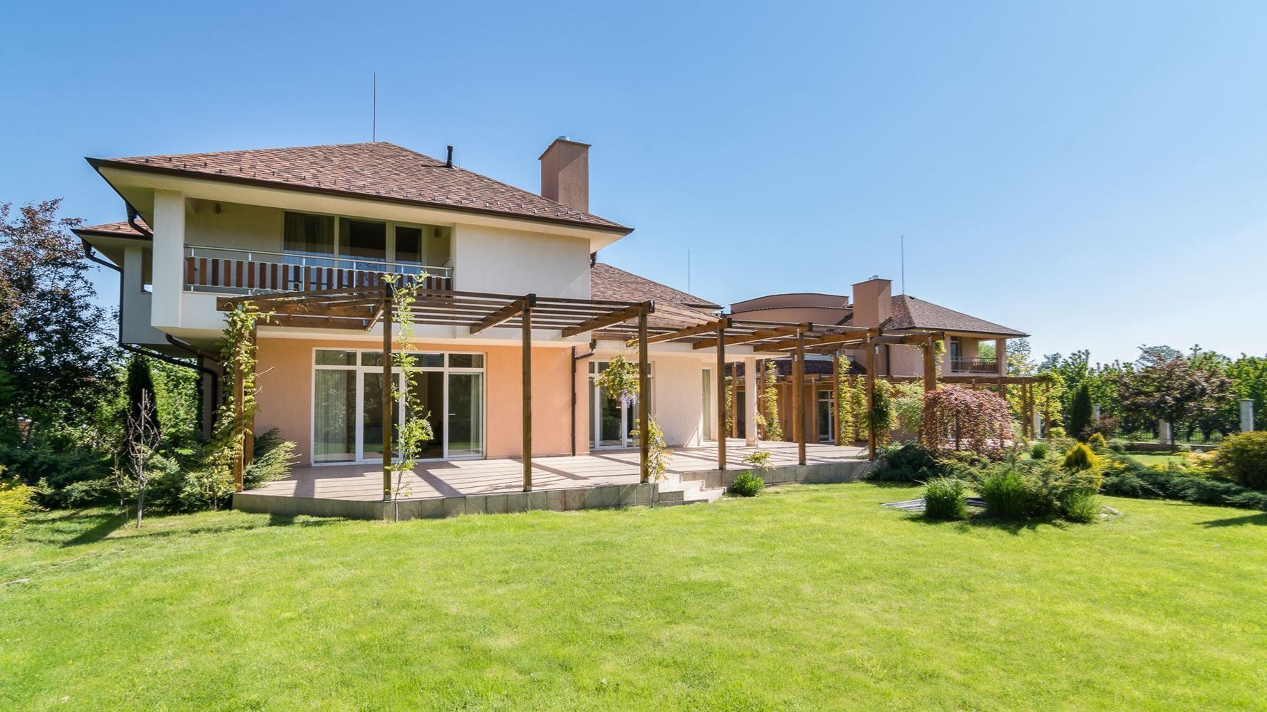LUXURY FURNISHED HOUSE FOR RENT IN PANCHAREVO, GATED COMMUNITY