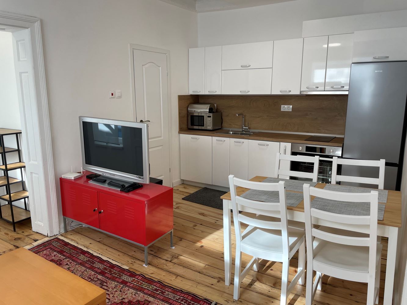 Detached House for Rent with Private Garden in Central Sofia