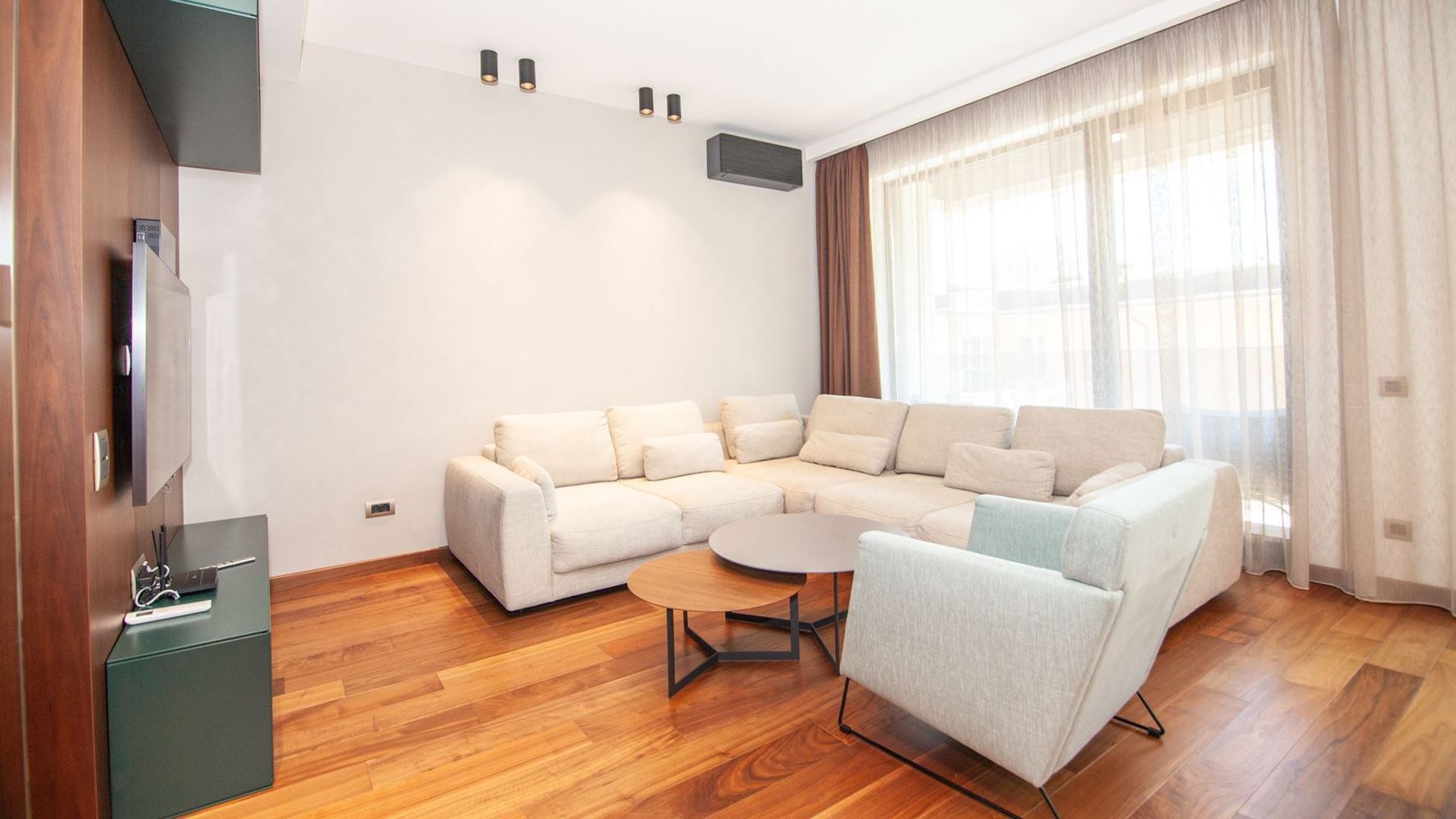 LUXURY DESIGNER APARTMENT IN PRIME IZTOK DISTRICT